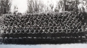 Captain Carlisle and Franklyn Buell and their Army buddies